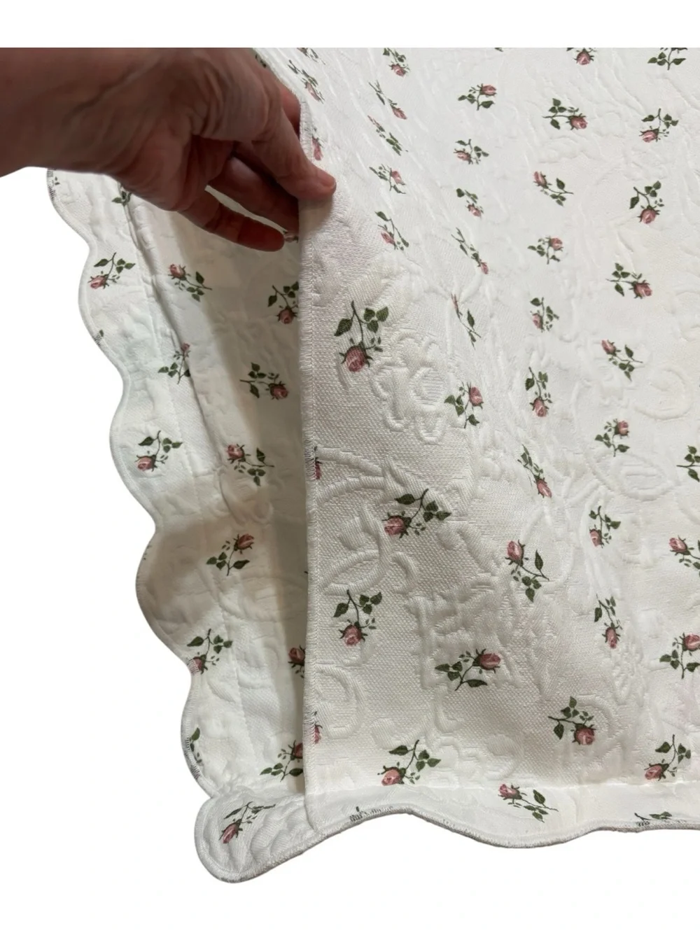 2 Colchas Domingo Matelasse Quilted Pillow Shams King Pink Roses Ivory Scalloped